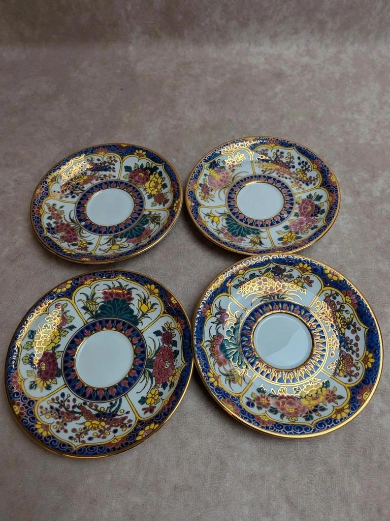 Lot of 4 hand-painted saucers Thailand – Polychrome floral decor and gildings – photo 2